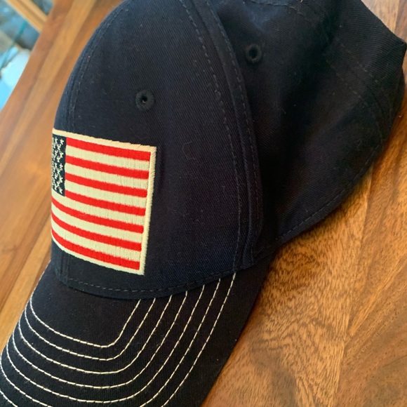 Old Navy American Flag hat - Picture 2 of 3